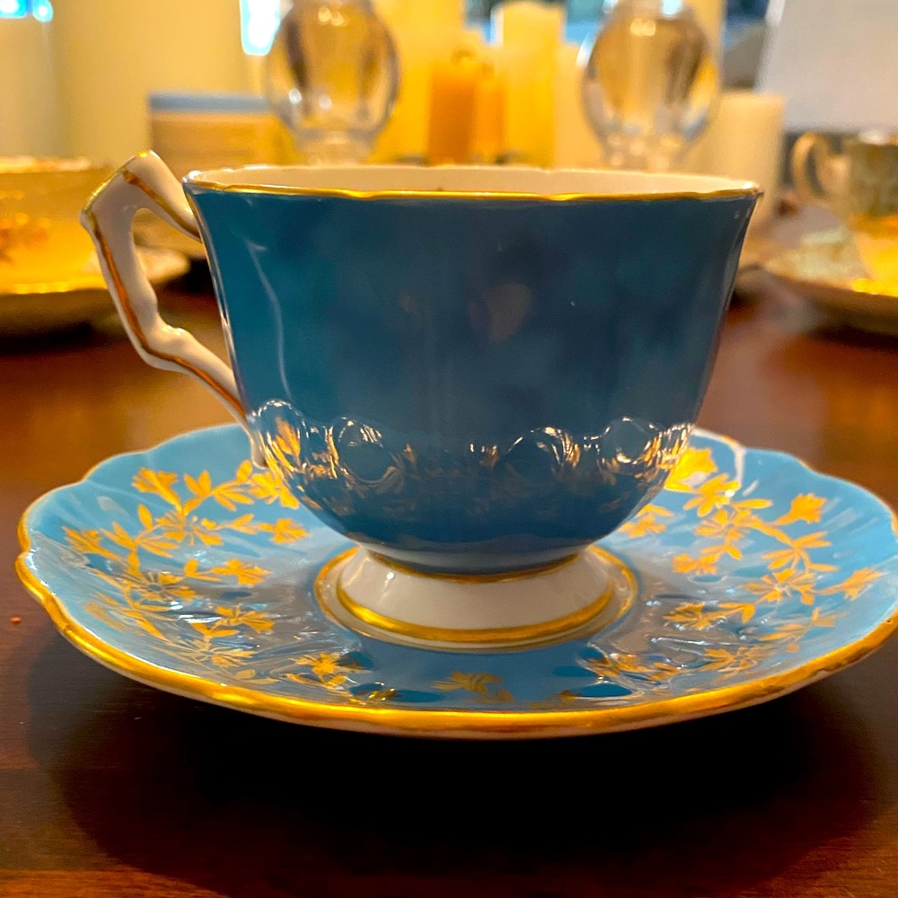 🌟Host Pick🌟 Aynsley Bone China Tea cup and Saucer